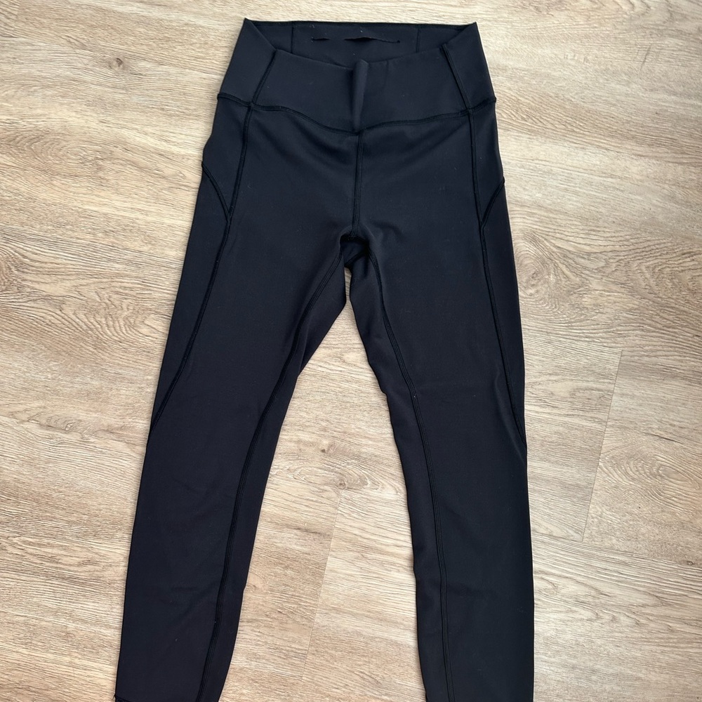 Black lululemon leggings